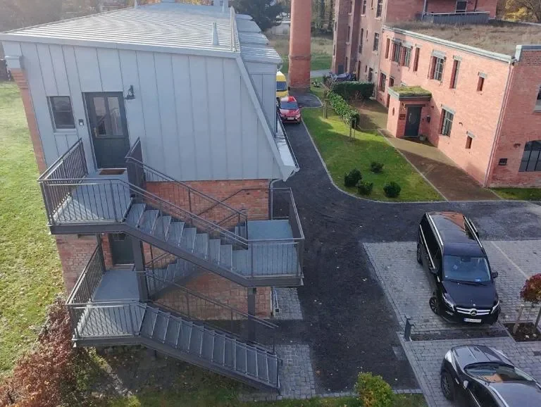 Alte Kammfabrik OG ()