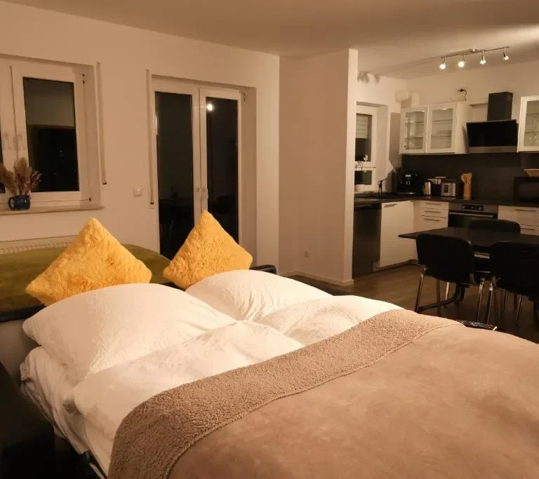 Apartment ()
