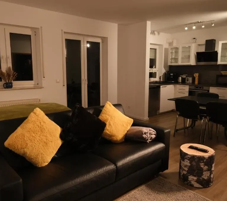 Apartment ()