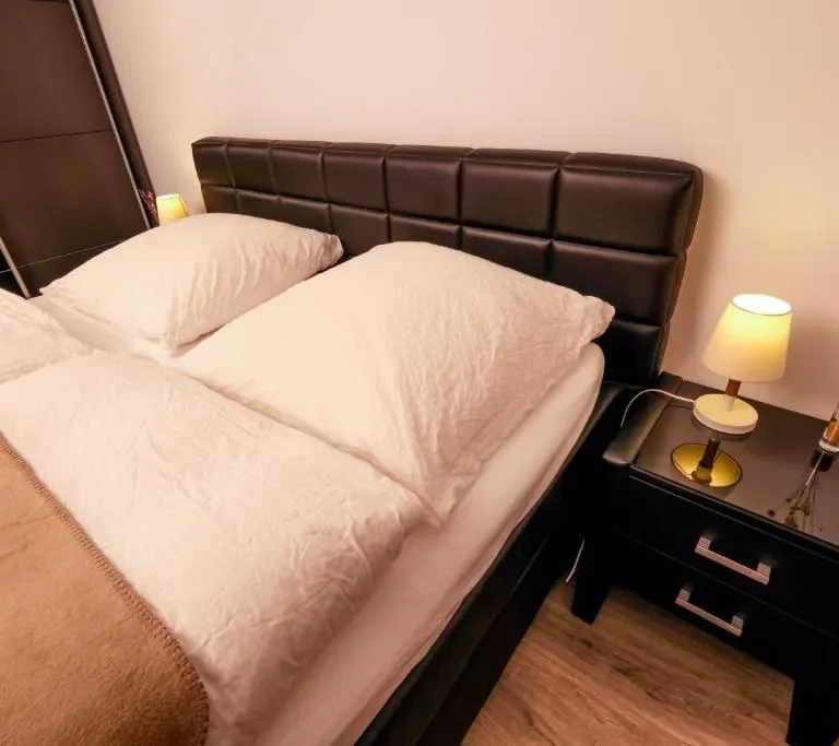 Business Apartment ()